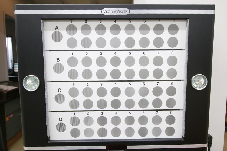 コントラスト感度計測器